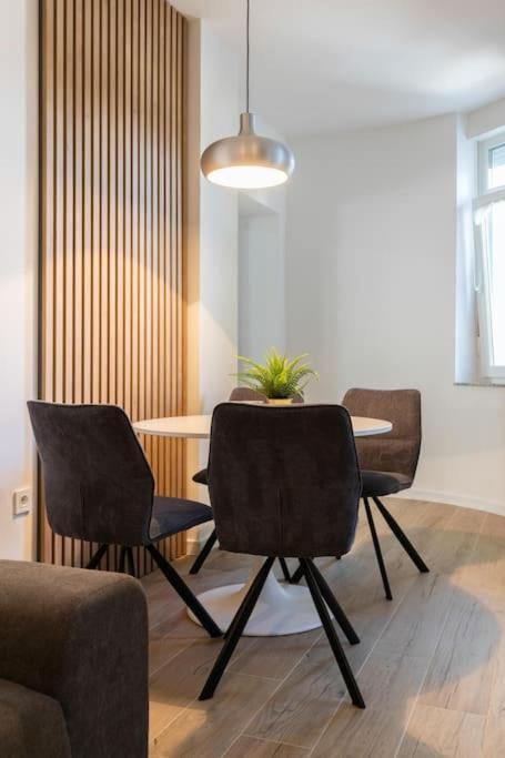 Flat4us#cozy#freeparking#5people Lägenhet *
